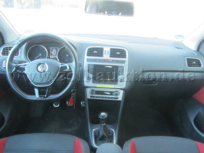 VW 6R CrossPolo, Ansicht Fahrgastraum vorne