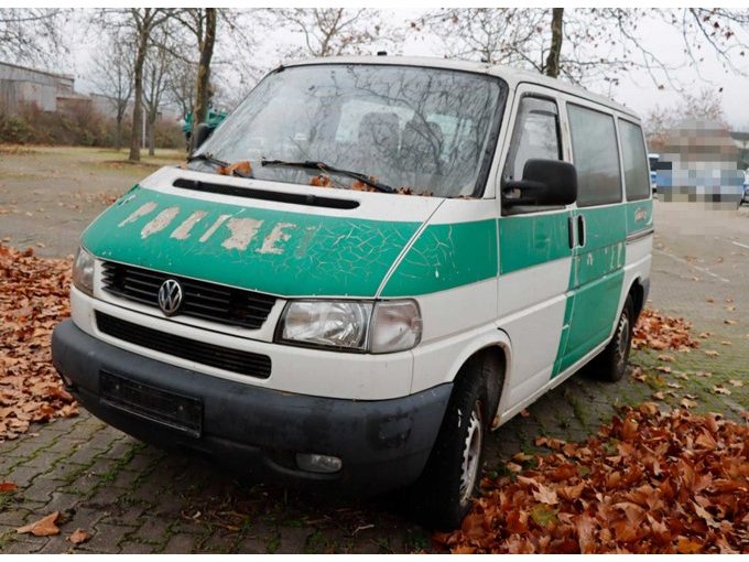 Ansicht von schräg vorne Fahrerseite