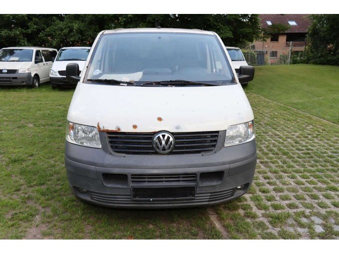 Frontansciht mit Rost