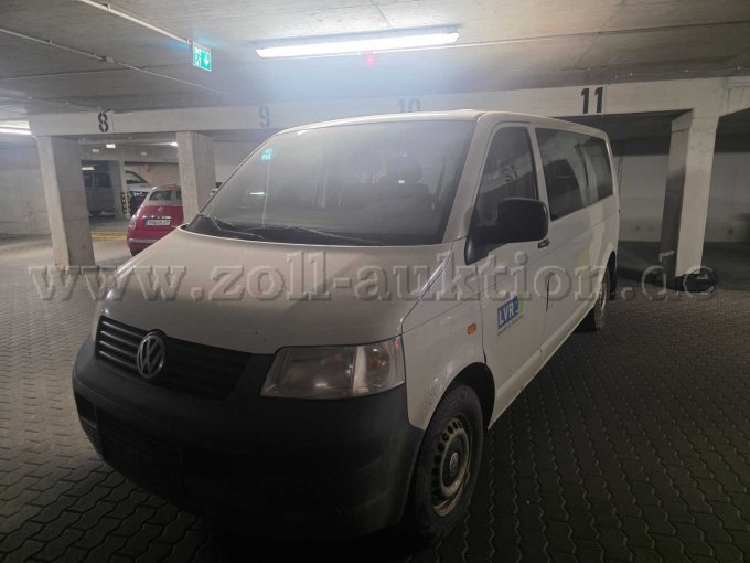 1 VW Bus T5, eerste registratie 09/2005, diesel, niet rijklaar – foto 4 – kavel bij Zoll-Auktion, Bonn
