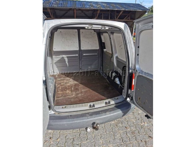 Laderaum mit geschlossener Schiebetür