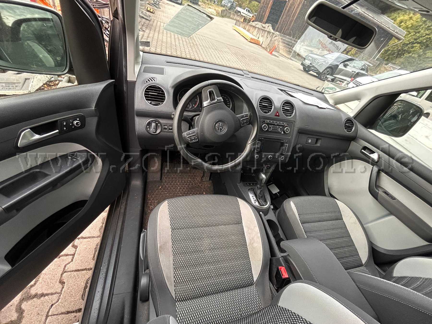 VW Caddy Innenraum