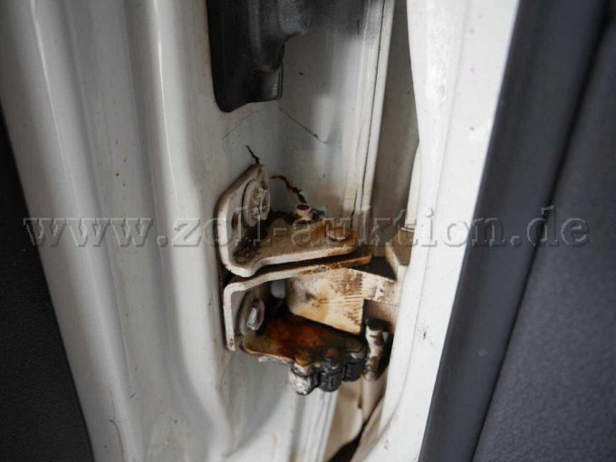 1 VW Caddy 1.6 TDI bestelwagen – foto 7 – kavel bij Zoll-Auktion, Osthofen