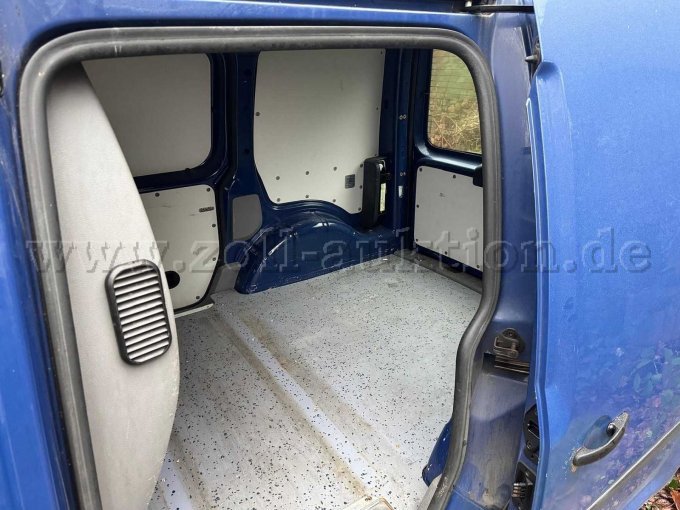 linke Schiebetür offen