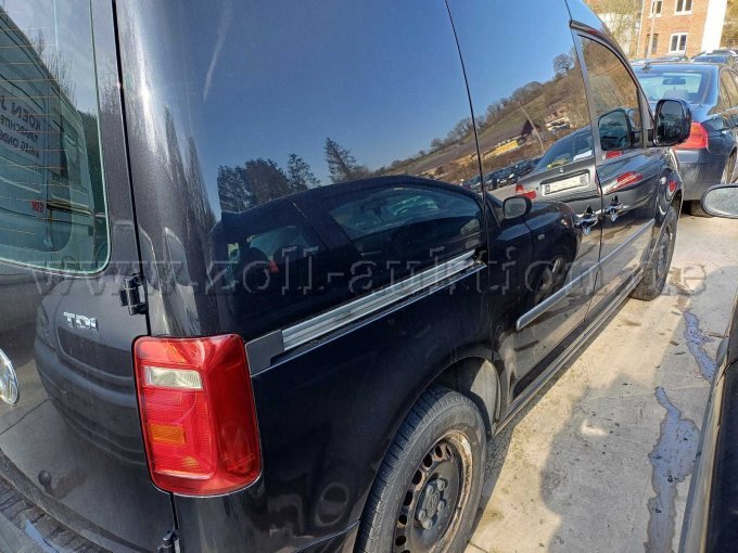 VW Caddy - rechte Seite