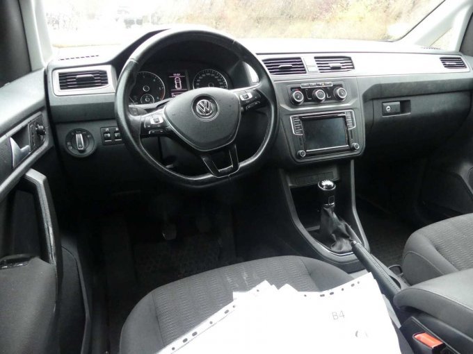 Innenansicht vorne links