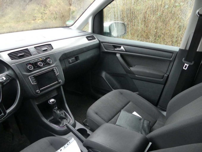 Innenansicht vorne links