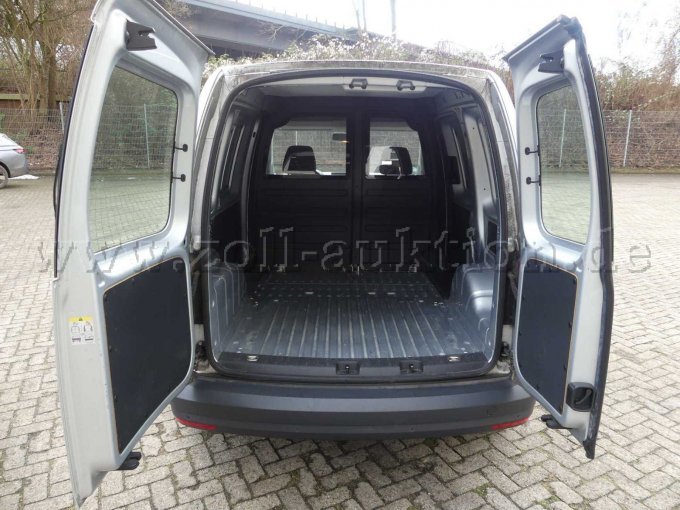 Heckansicht mit Laderaum