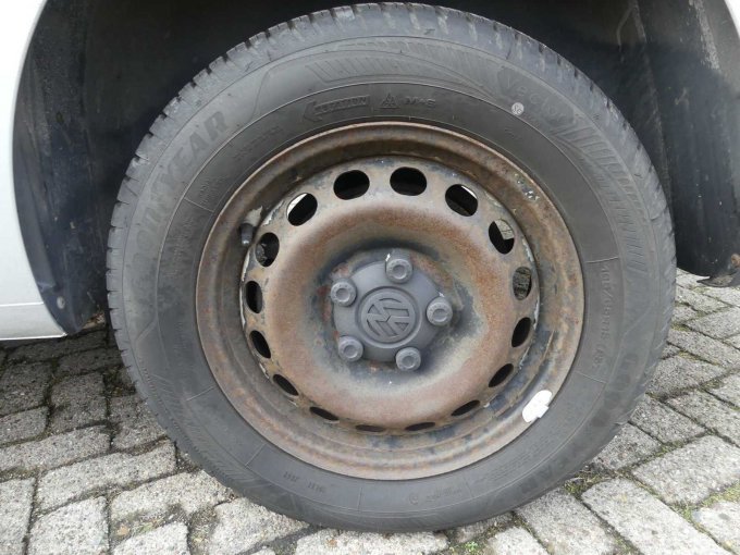 Beispiel-Schaden Korrosion Stahlfelge