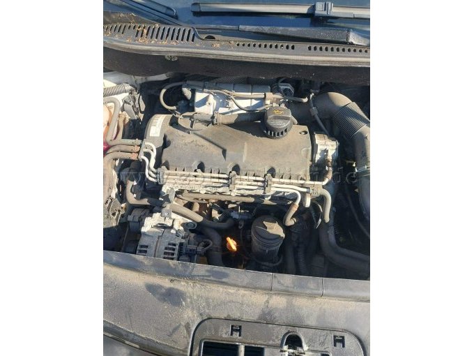 Caddy Kastenwagen Motorraum