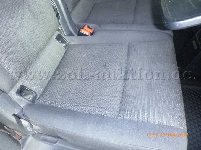 Sitzkissen hinten rechts Stoff leicht beschädigt