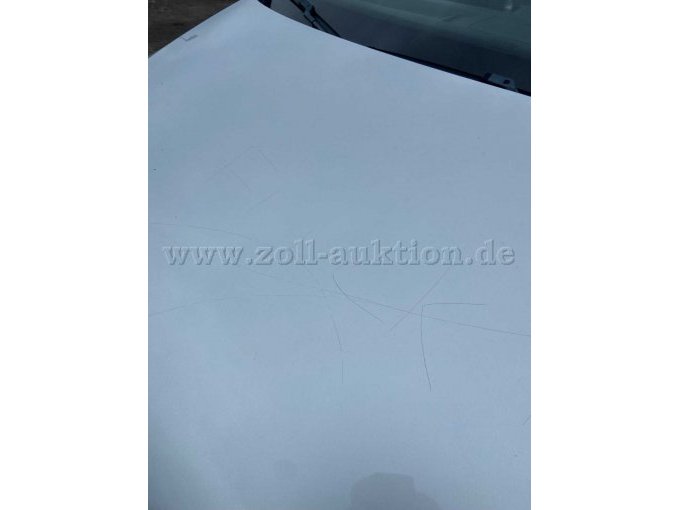 Kratzer Motorhaube