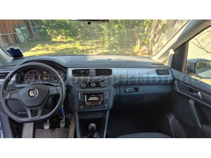 1 VW Caddy Kombi-Nutzfahrzeug, Modell Trendline, Farbe Grau – foto 3 – kavel bij Zoll-Auktion, Teisendorf