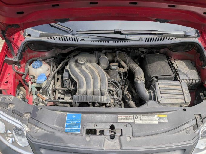 Übersicht Motorraum