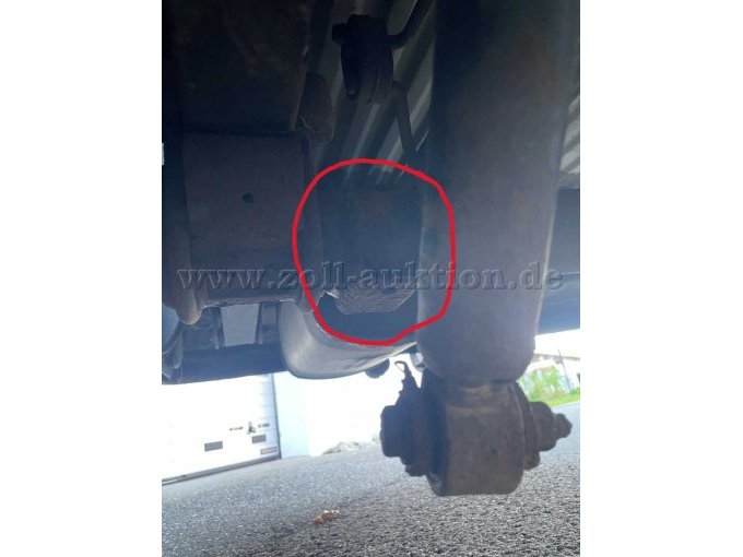 Schaden Stoßdämpfer, Achse