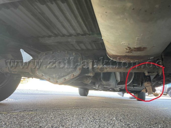 Schaden Stoßdämpfer, Achse