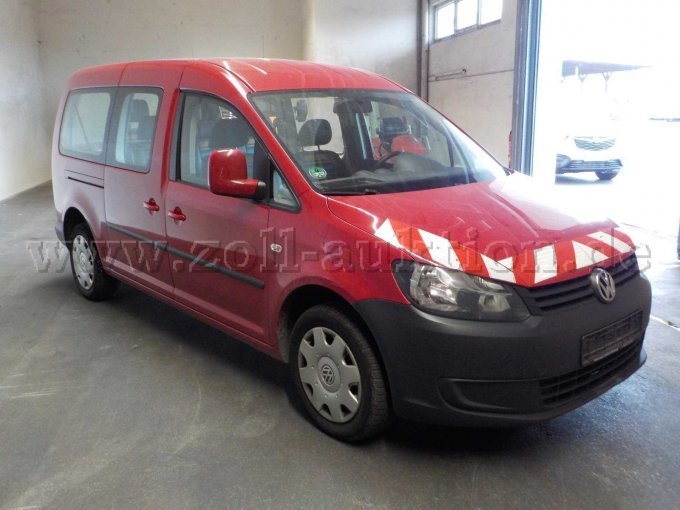 Front- und Seitenansicht VW Caddy