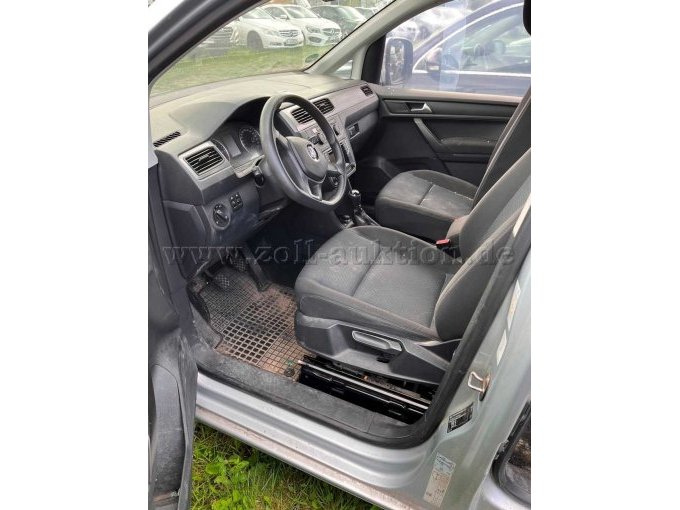1 VW Caddy TDI / Unfall- & Bastlerfahrzeug – foto 6 – kavel bij Zoll-Auktion, Wandlitz