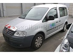 Fahrerseite mit Teilfrontansicht
