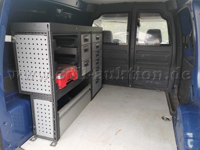 Laderaum mit Werkstattausstattung I