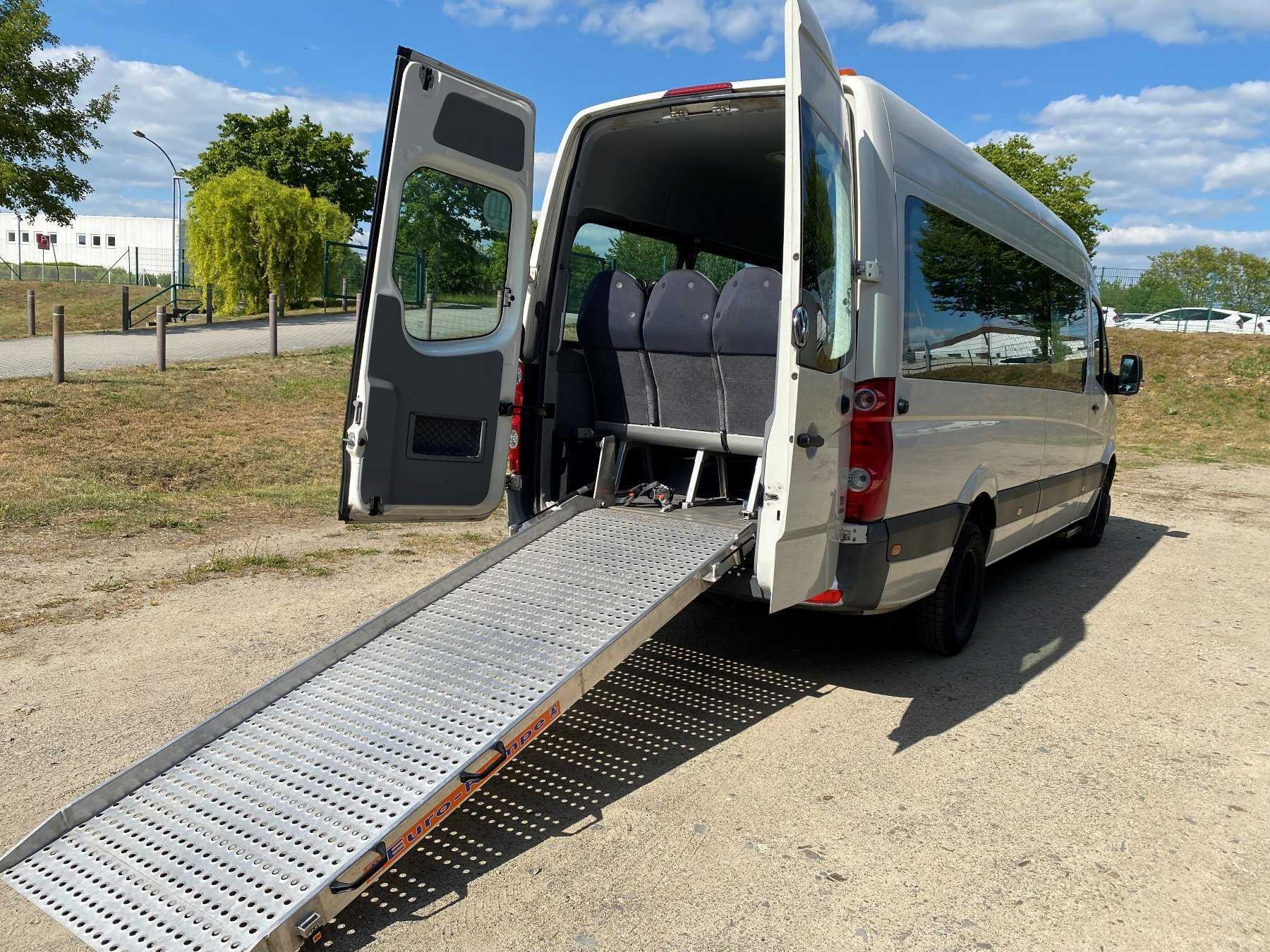 Rollstuhlrampe unten