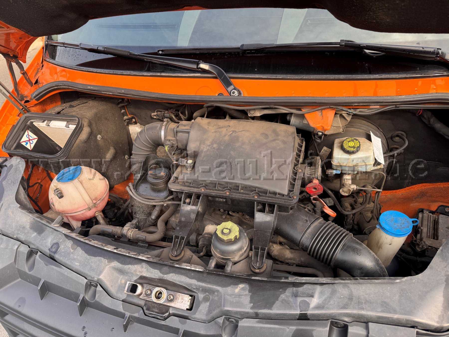 Motorraum 1