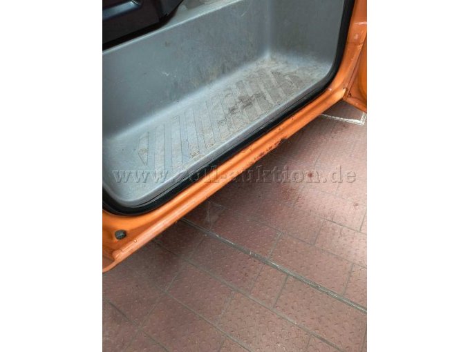 Einstieg Fahrerseite