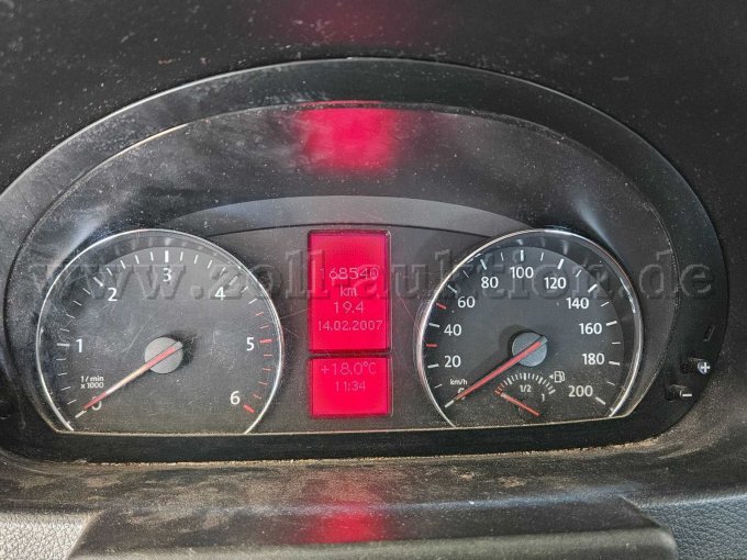 1 VW Crafter 35 Doppelkabine 2,0 l TDI – foto 10 – kavel bij Zoll-Auktion, Vohenstrauß