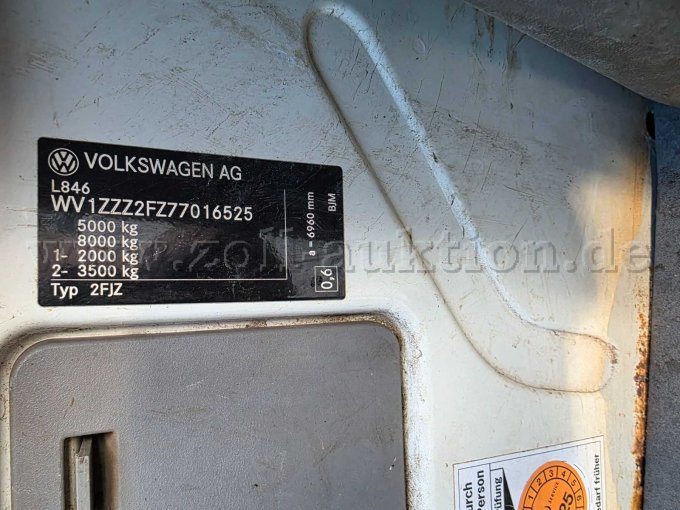 Typenschild vom Fahrgestell