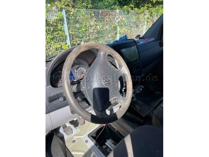 VW Crafter - Innenansicht Armaturenbrett Fahrerseite links