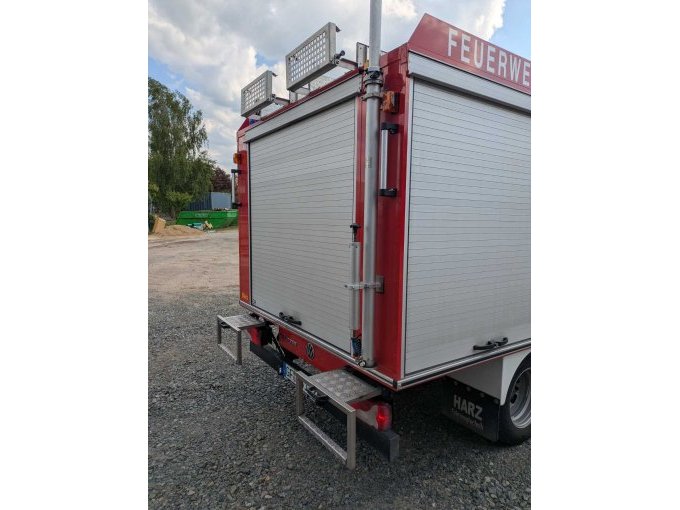 Heckansicht Tritte Leiterentnahme