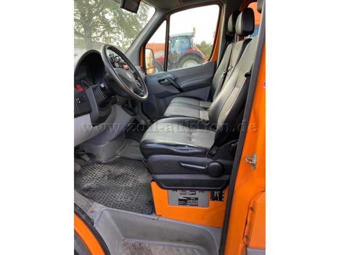 1 VW Crafter Doppelkabine mit Gerätekasten, Dreiseitenkipper und Planenverdeck – foto 8 – kavel bij Zoll-Auktion, Flensburg