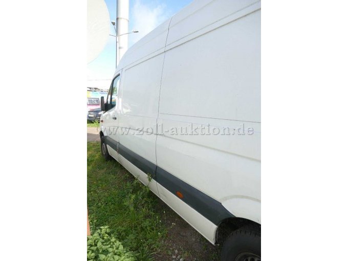 1 VW Crafter TDI Kasten / Unfall- & Bastlerfahrzeug – foto 3 – kavel bij Zoll-Auktion, Wandlitz