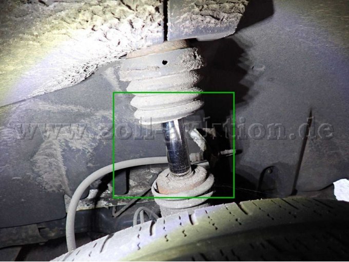 Stoßdämpfer vorn Staubmanschette gerissen