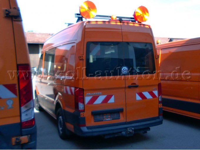 VW - Crafter - von hinten links