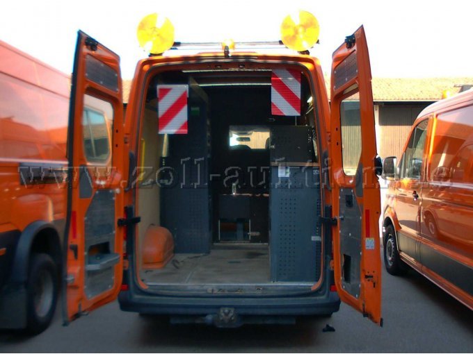 VW - Crafter - Ansicht durch Hecktüren