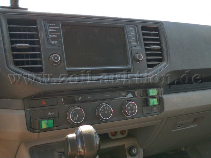 VW - Crafter - Mittelkonsole