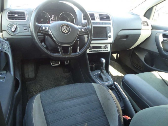 Innenansicht vorne links