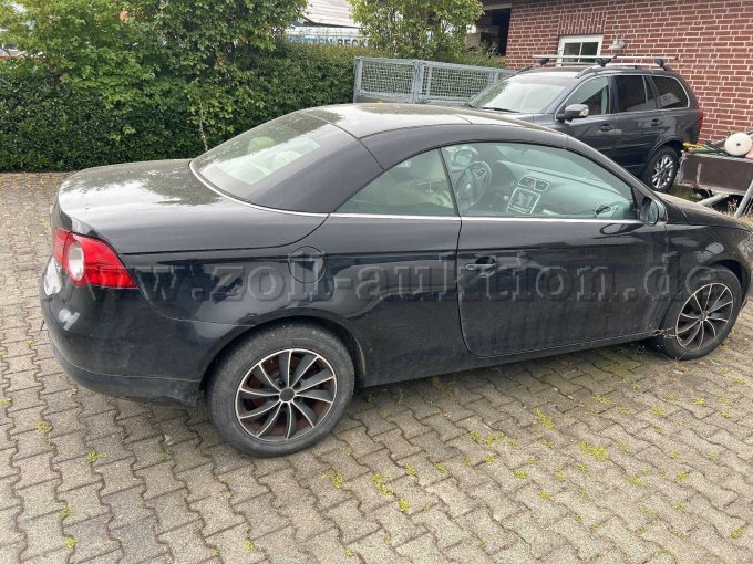 Gesamtansicht der Beifahrerseite