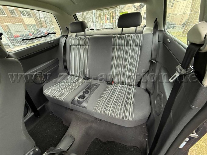 Innenansicht Rücksitze.jpg