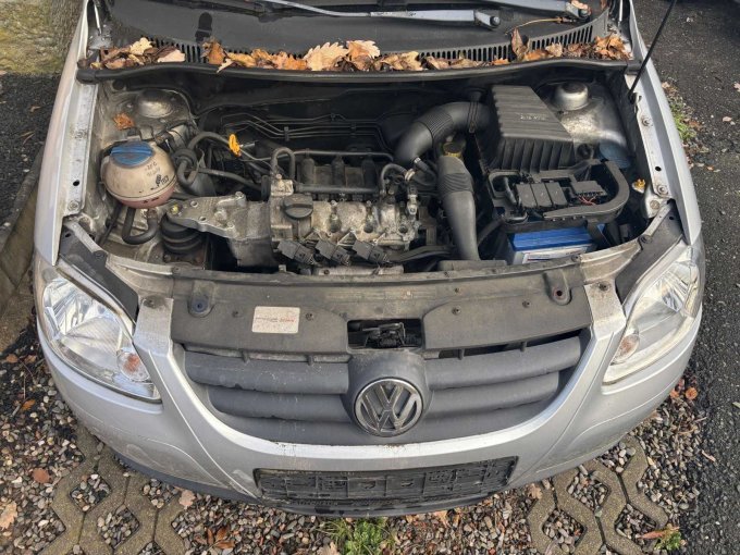 geöffneter Motorraum