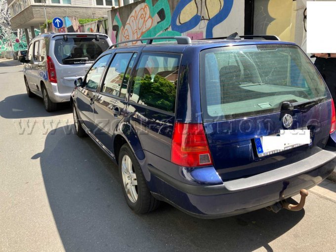 Heckansicht/Fahrerseite