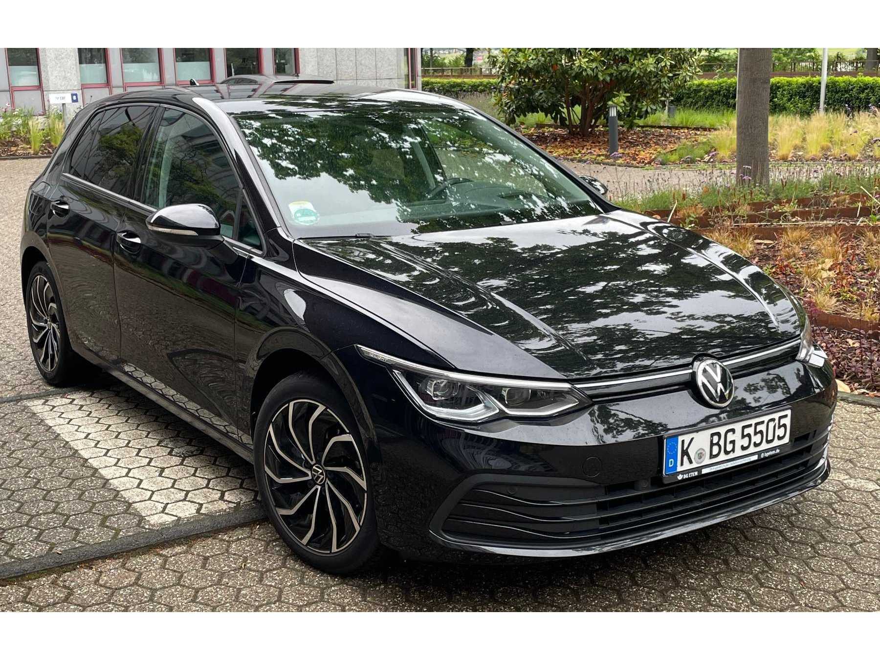 VW Golf Front