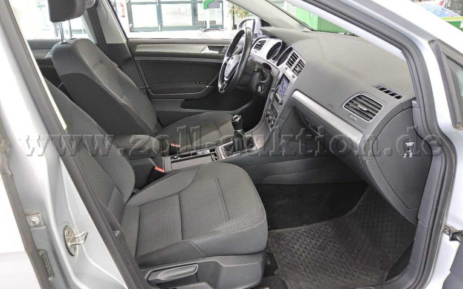 Zoll-Auktion - 1 VW Golf 1.6 Diesel Comfortline (ID 984551)