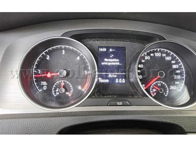 1 VW Golf 1.6 diesel Comfortline – foto 4 – kavel bij Zoll-Auktion, Hoppegarten