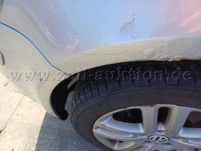 VW Golf - Oberflächenrost Radkasten vorne links