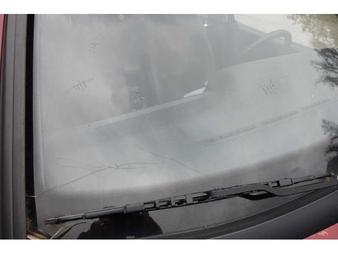 Beschädigte Windschutzscheibe