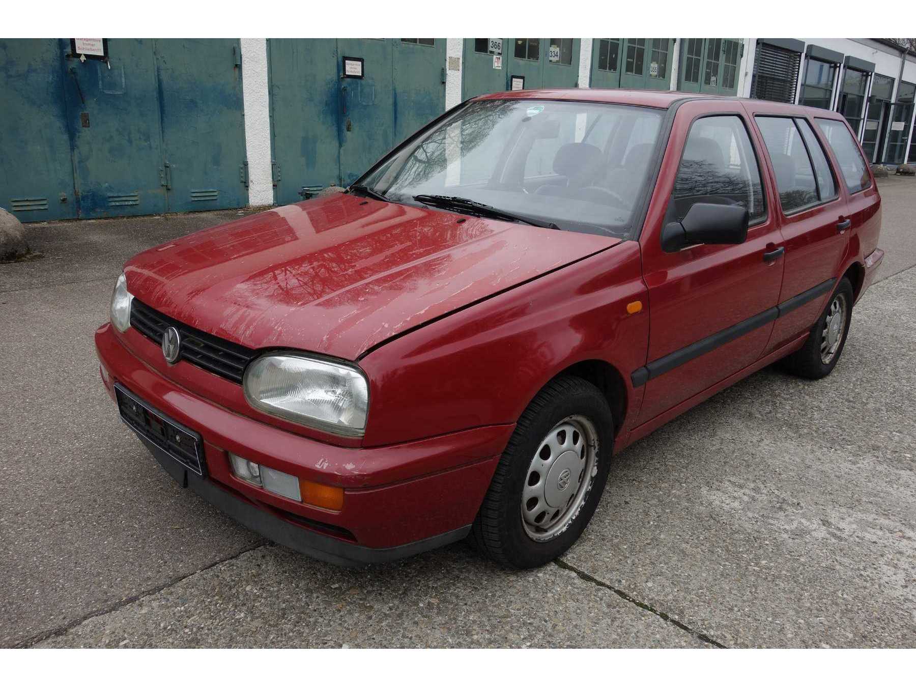 Front-/Seitenansicht links