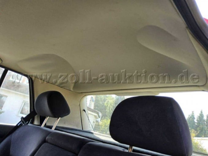 1 VW Golf IV, 5 Türer, EZ: 1998 – foto 7 – kavel bij Zoll-Auktion, Bad Eilsen