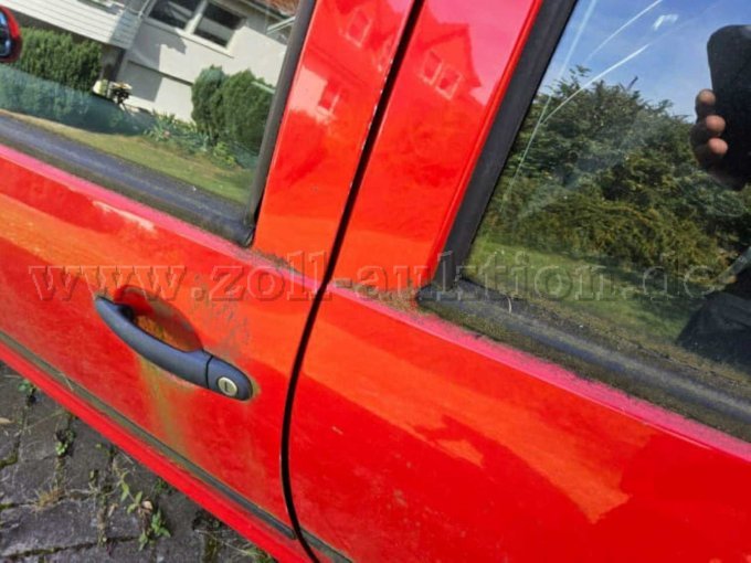 1 VW Golf IV, 5 Türer, EZ: 1998 – foto 5 – kavel bij Zoll-Auktion, Bad Eilsen